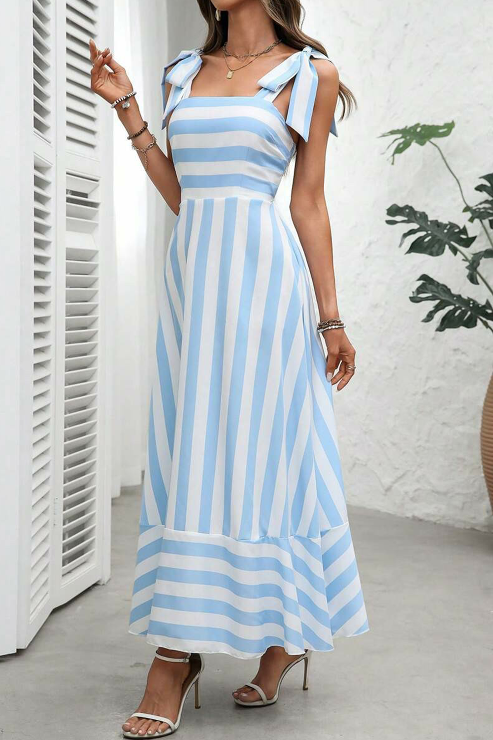 Black Geometric Striped Knot Strap Maxi Dress