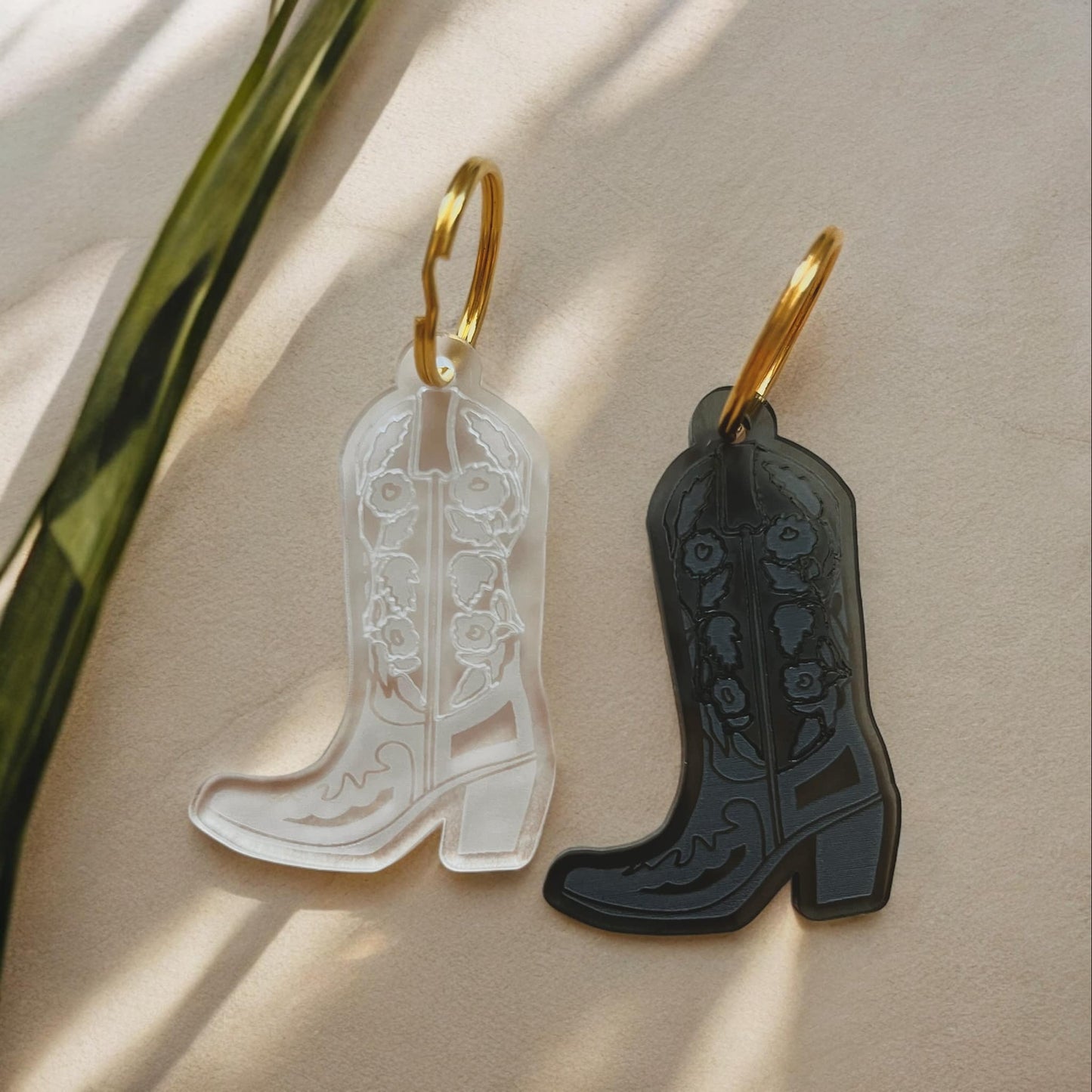 Floral Rose Cowboy Boot Western Keychain Jewelry : Midnight Black / Gold