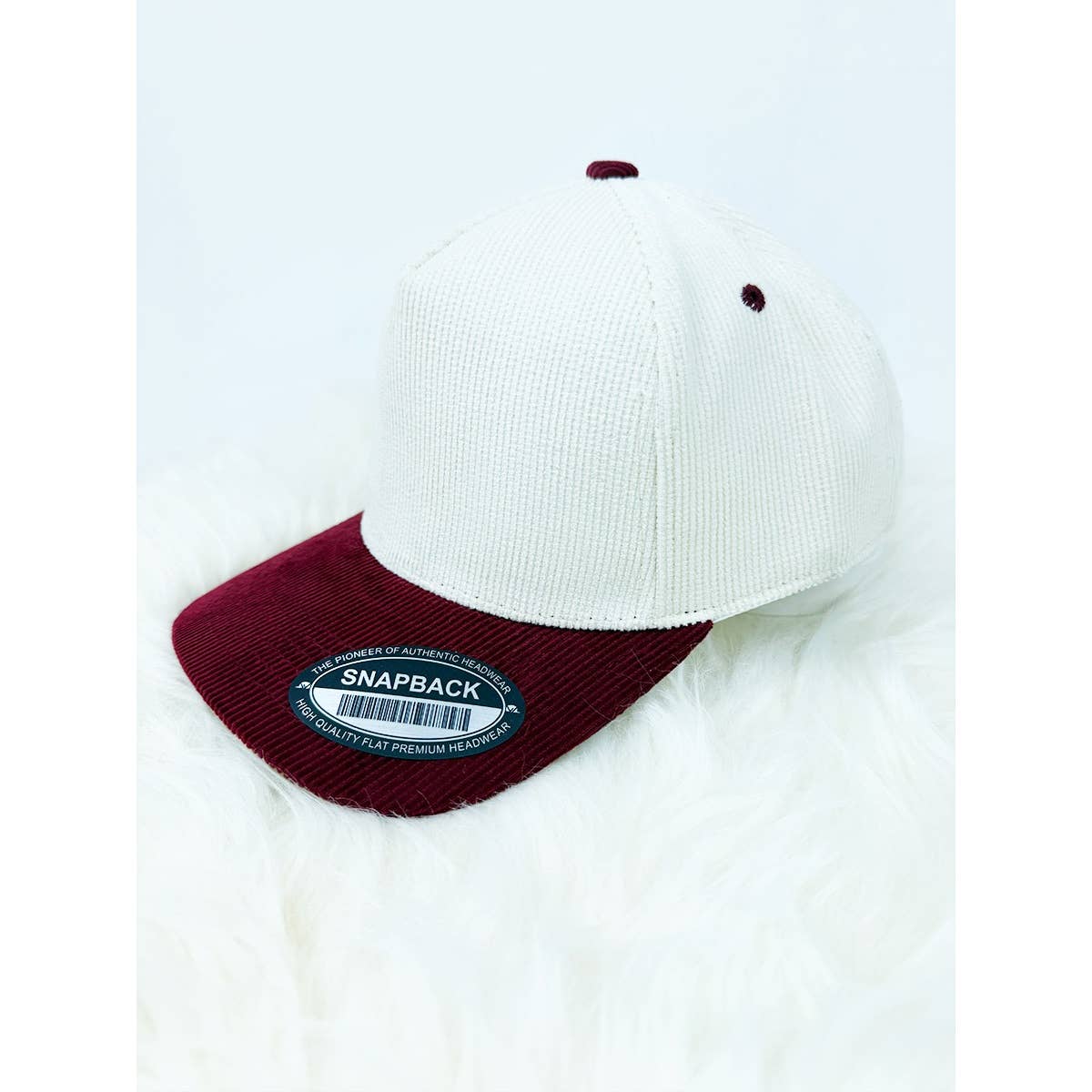 Two Tone Corduroy Snap Back Baseball Cap: BROWN/CREAM / ONE(6)