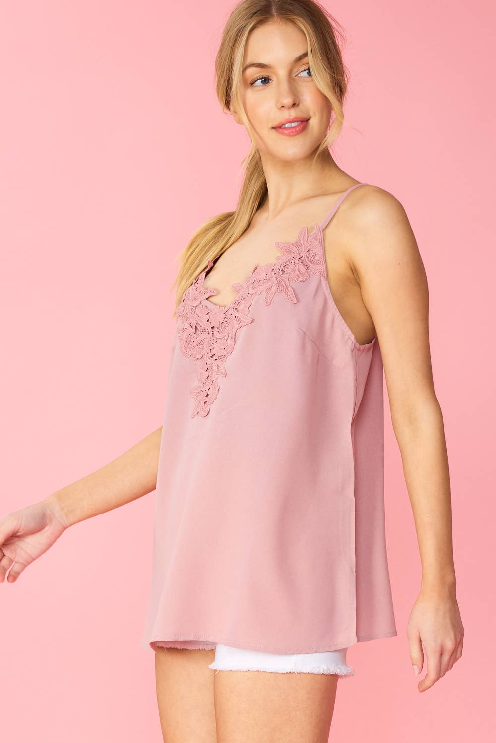 ST26144 - LACE CROCHET CONTRASTED TANK TOP/ADJUSTABLE STRAP: MAUVE / L